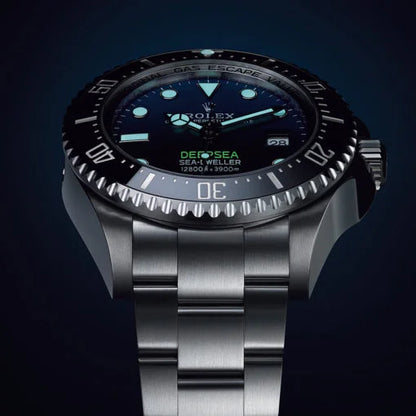 136660 Sea-Dweller Deepsea D-Blue Dial 44mm Stainless Steel Menâ€™s Watch