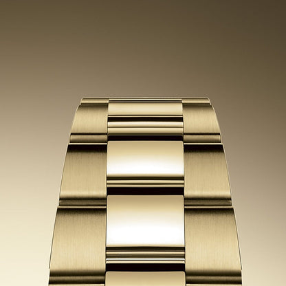 Cosmograph Daytona 40mm, 18k Yellow Gold, Ref# 126508-0002